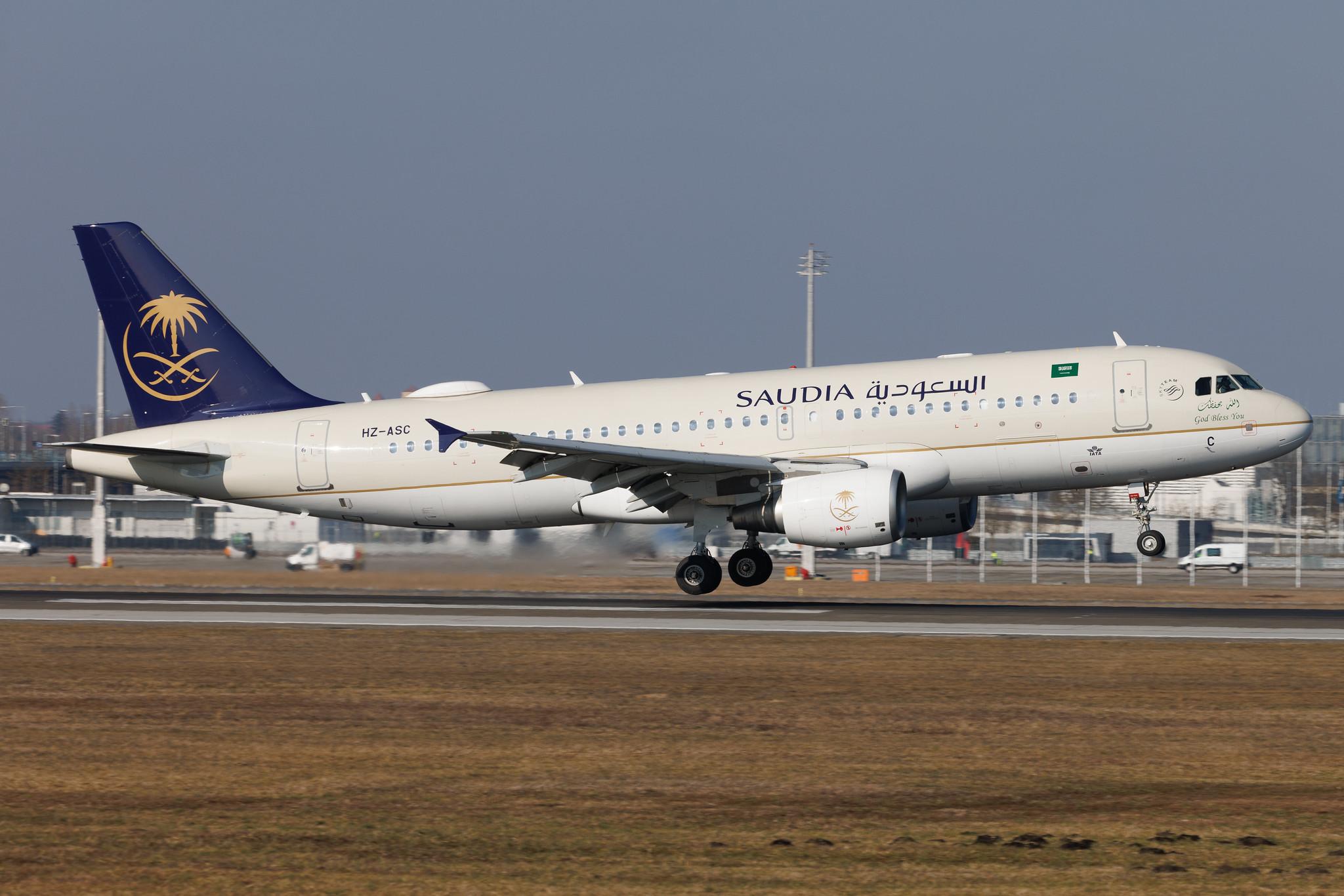 Munich Airport: Saudia (SV / SVA) | Airbus A320-214 A320 | HZ-ASC | MSN 4337