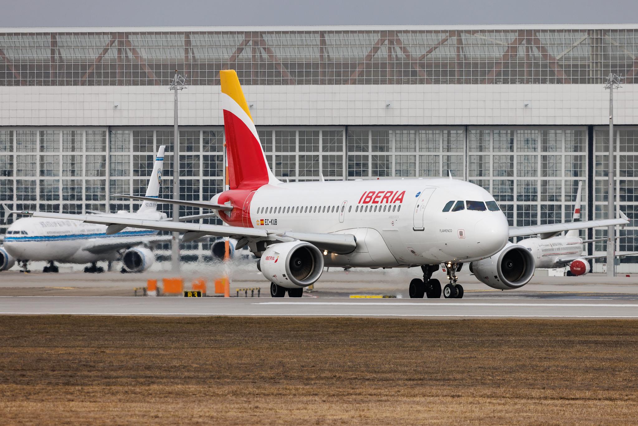 Munich Airport: Iberia (IB / IBE) | Airbus A319-111 A319 | EC-KUB | MSN 03651