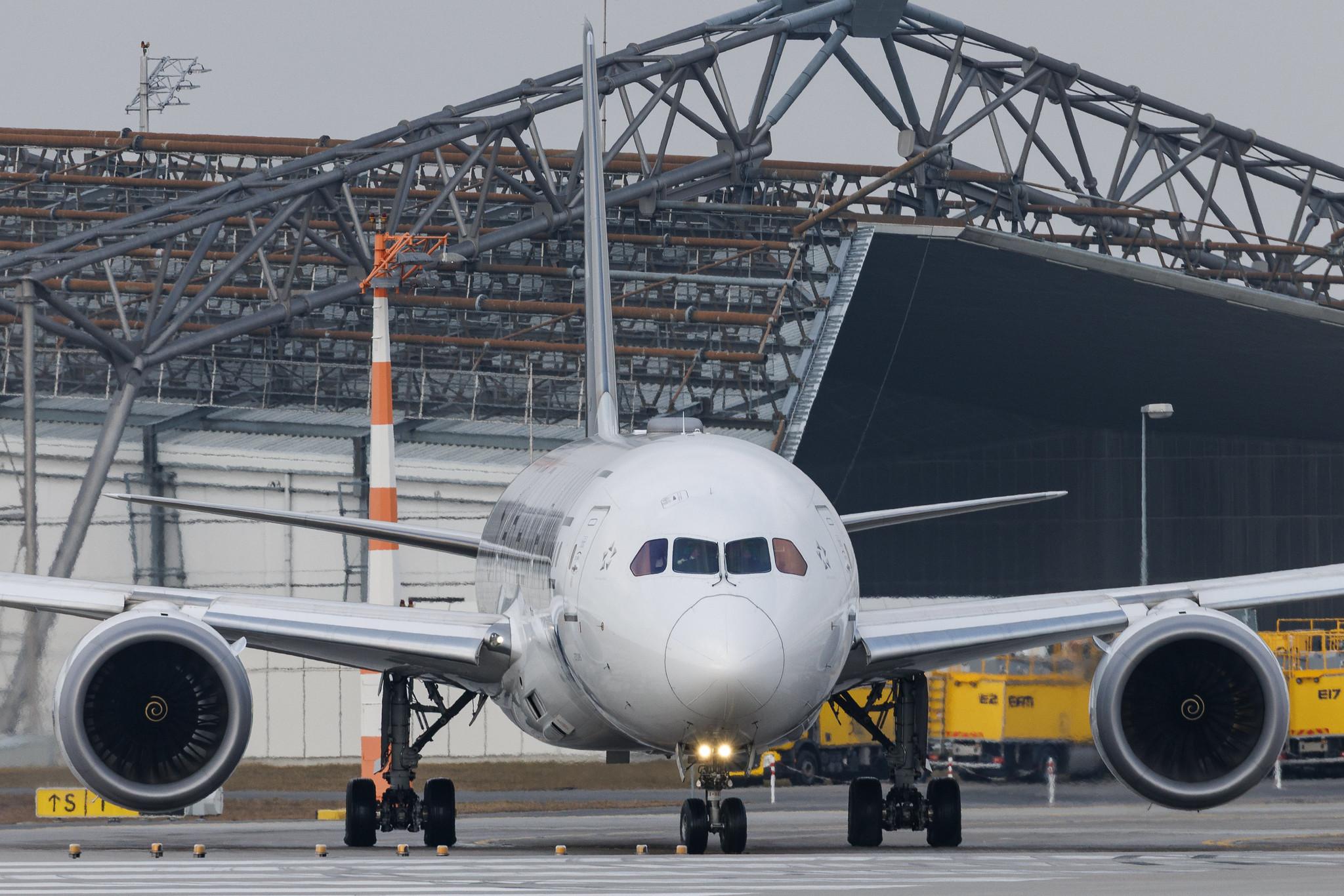 Munich Airport: All Nippon Airways (NH / ANA) |  Livery: Star Alliance Livery | Operator: Air Japan |  Boeing 787-9 Dreamliner B789 | JA872A | MSN 34504