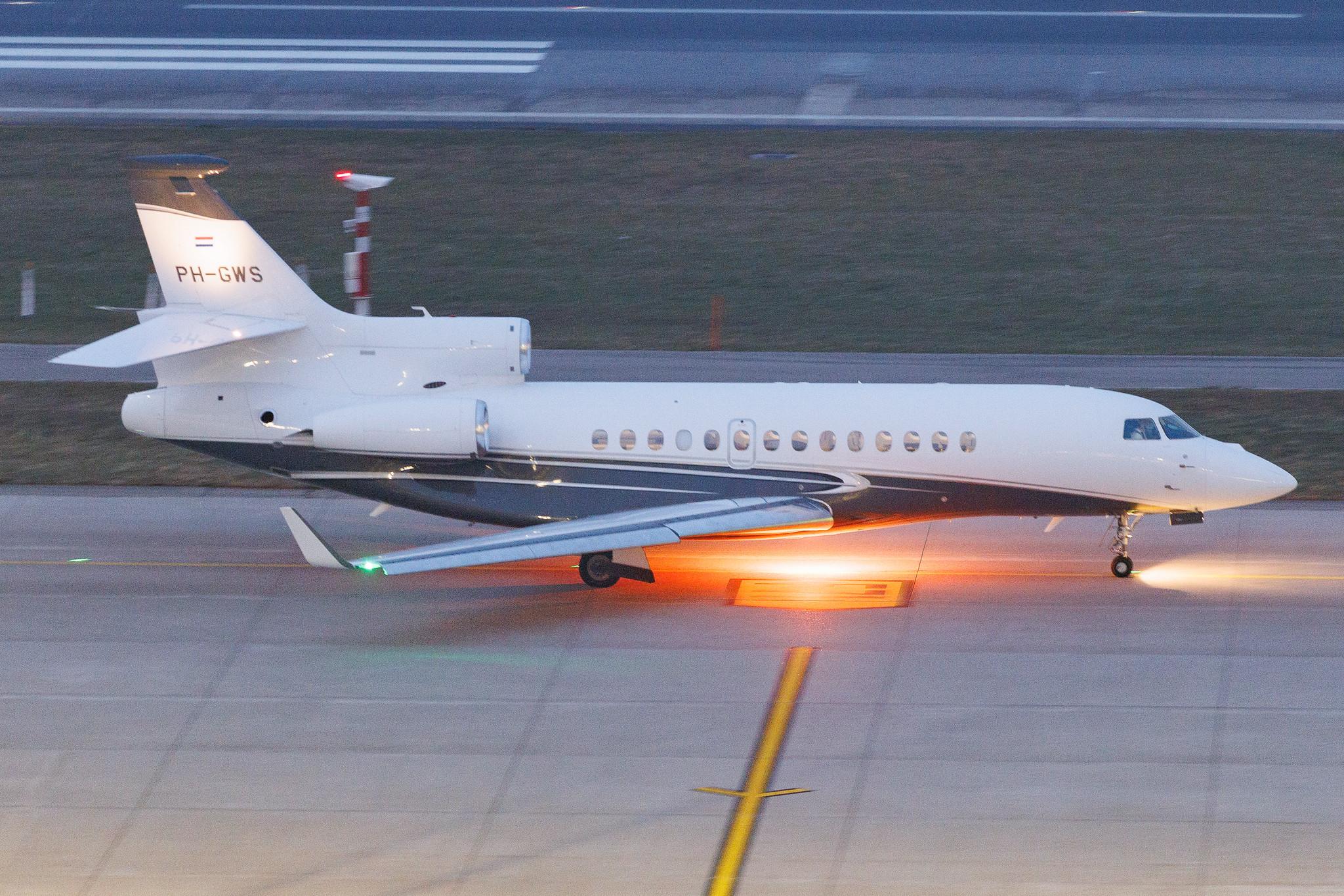 Flughafen Zürich: Flying Service (FYG) | Dassault Falcon 7X FA7X | PH-GWS | MSN 287
