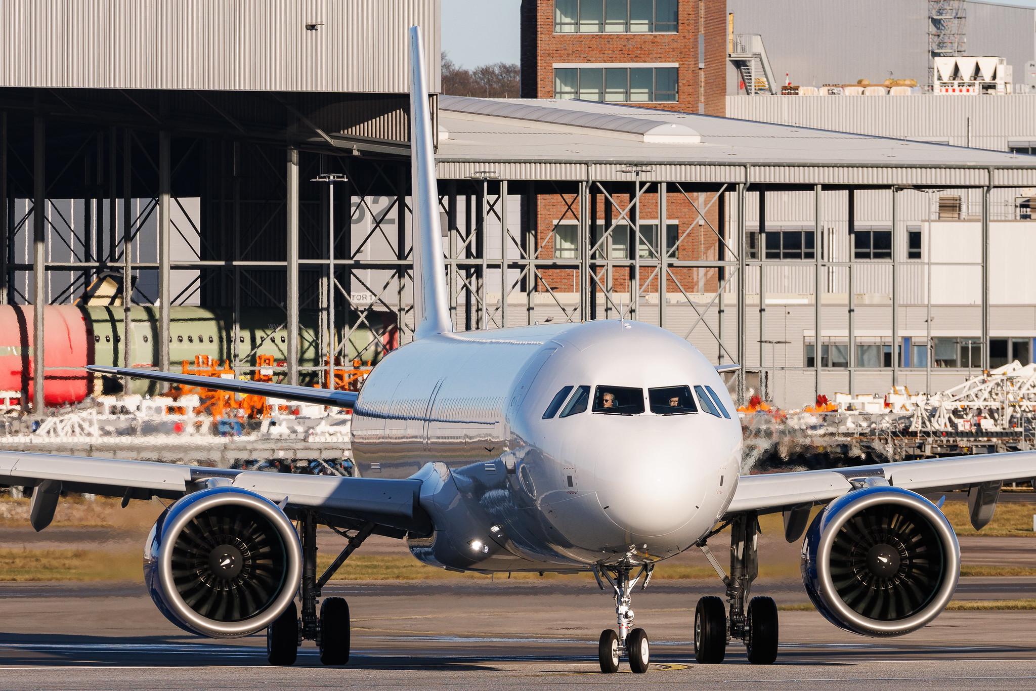 Hamburg Finkenwerder: Aegean Airlines | Airbus A321-271NY(XLR) A21N | F-WHUE | SX- | MSN 12475