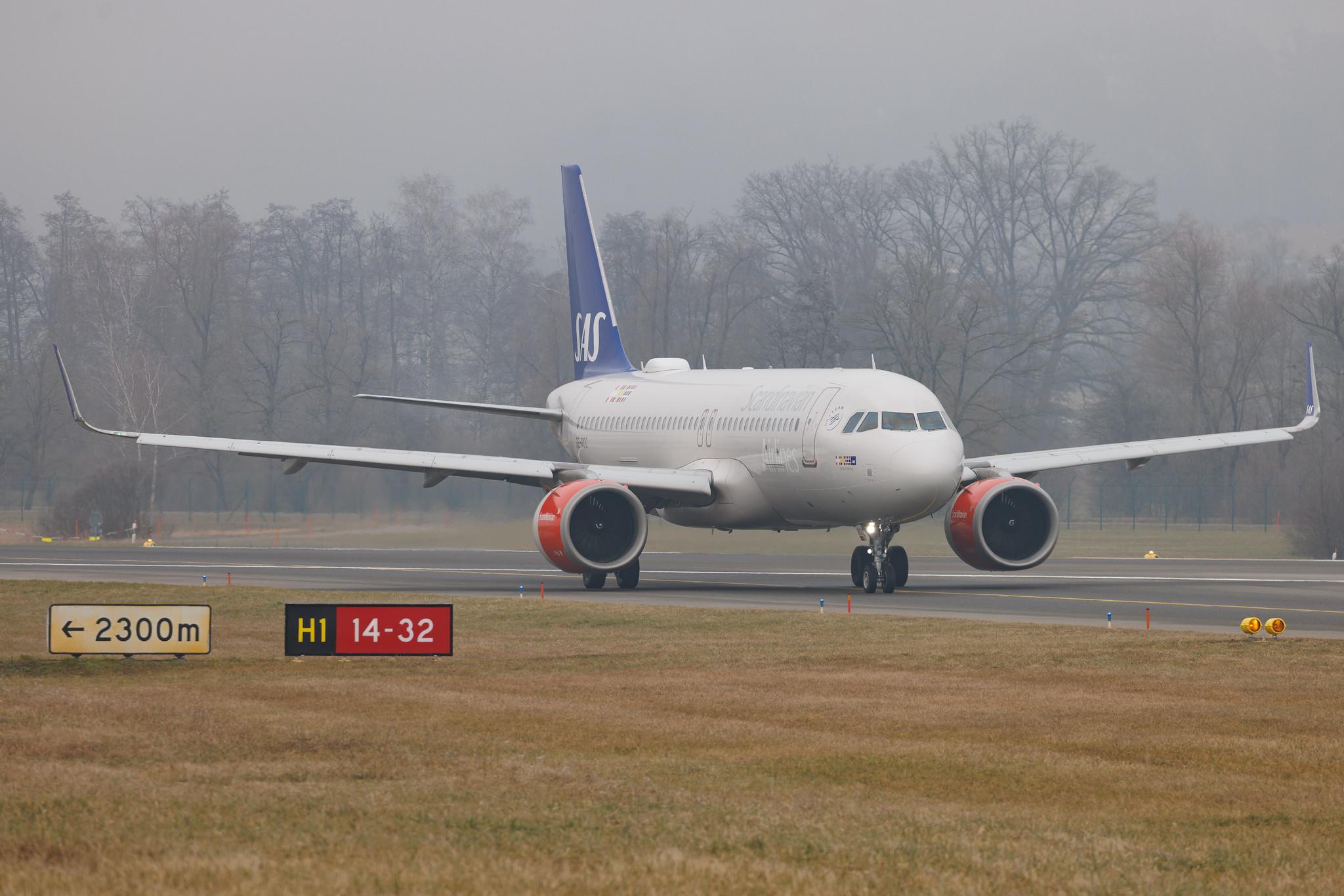 Flughafen Zürich: SAS (SK / SAS) | Airbus A320-251N A20N | SE-ROC | MSN 07723