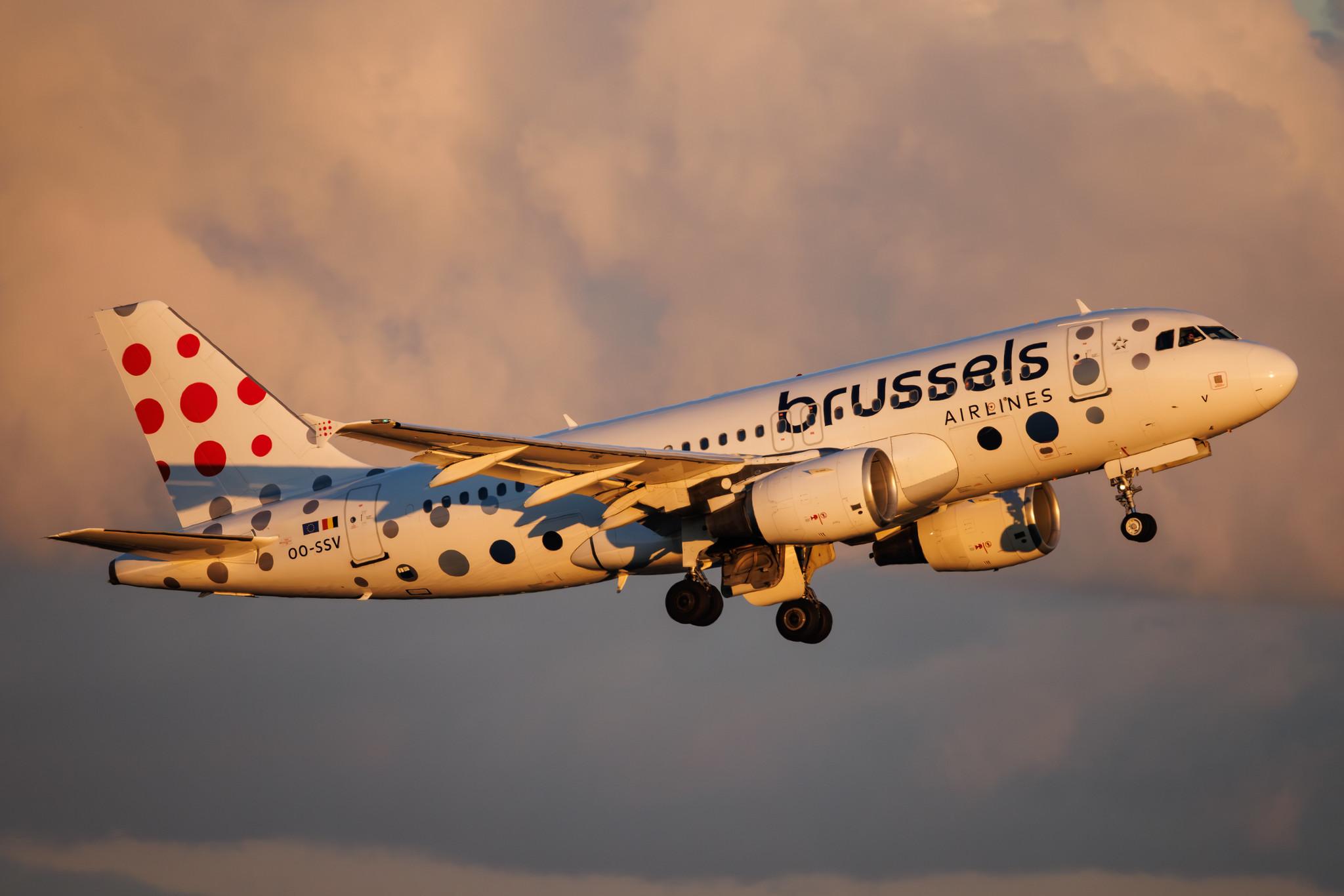 Hamburg Airport: Brussels Airlines (SN / BEL) | Airbus A319-111 A319 | OO-SSV | MSN 2196