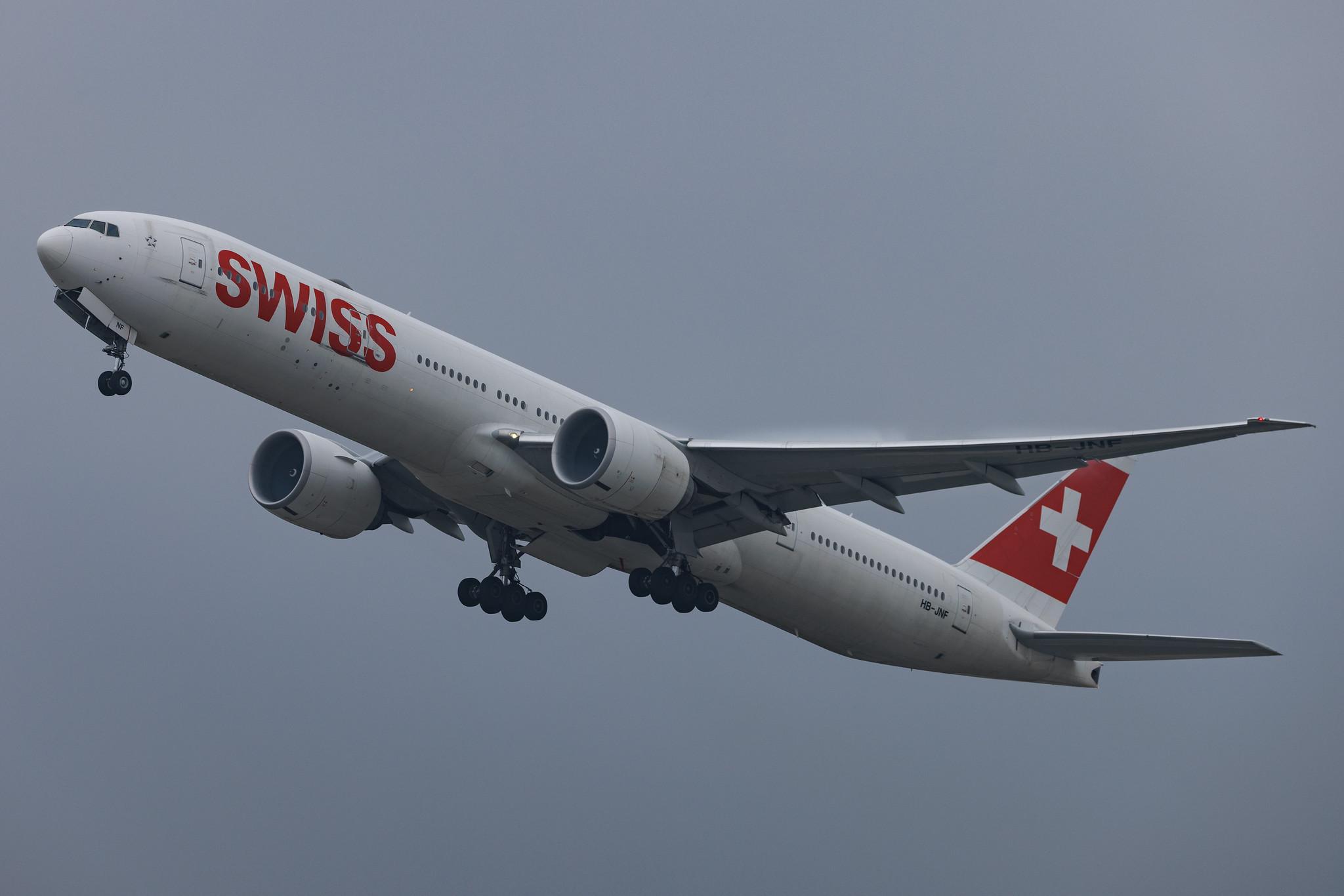 Flughafen Zürich: Swiss (LX / SWR) | Boeing 777-3DE(ER) B77W | HB-JNF | MSN 44587