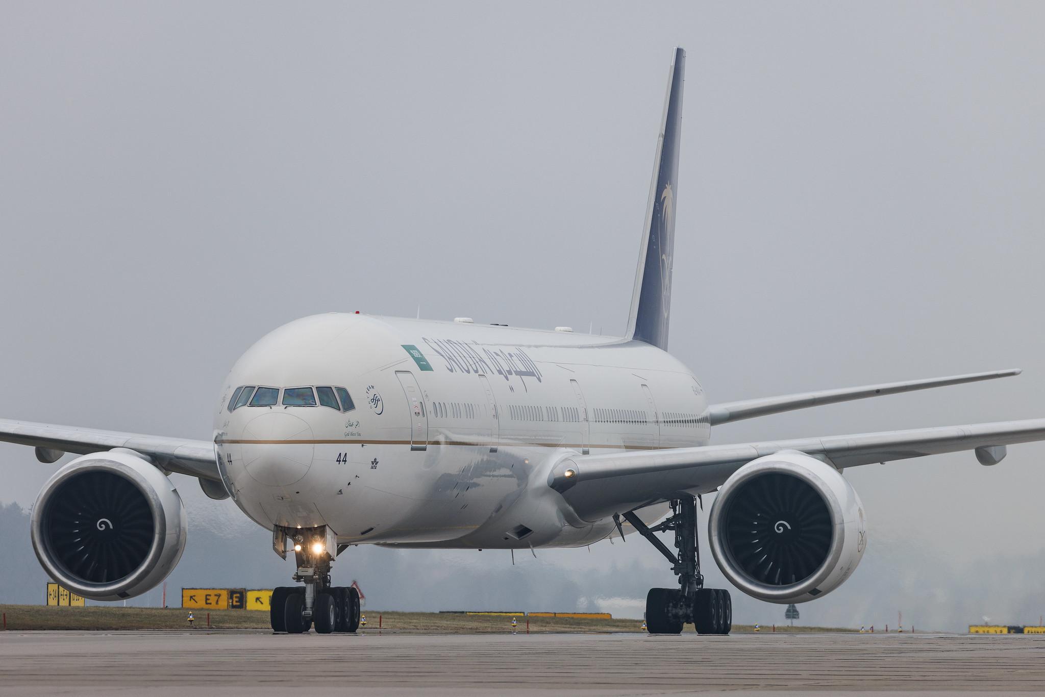 Flughafen Zürich: Saudia (SV / SVA) | Boeing 777-368(ER) B77W | HZ-AK44 | MSN 62764