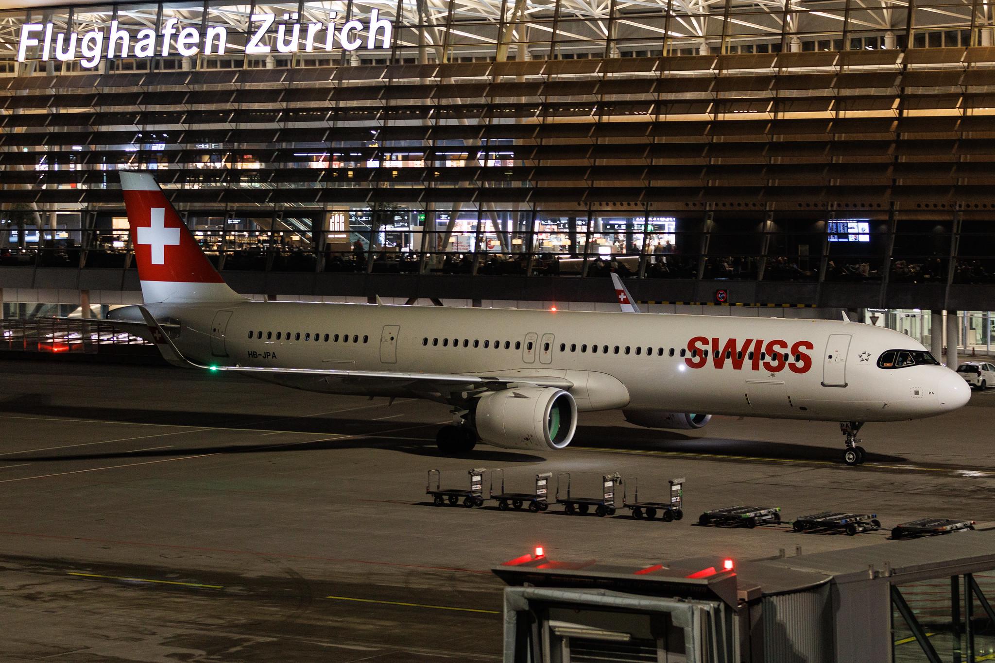 Flughafen Zürich: Swiss (LX / SWR) | Airbus A321-271NX A21N | HB-JPA | MSN 09417