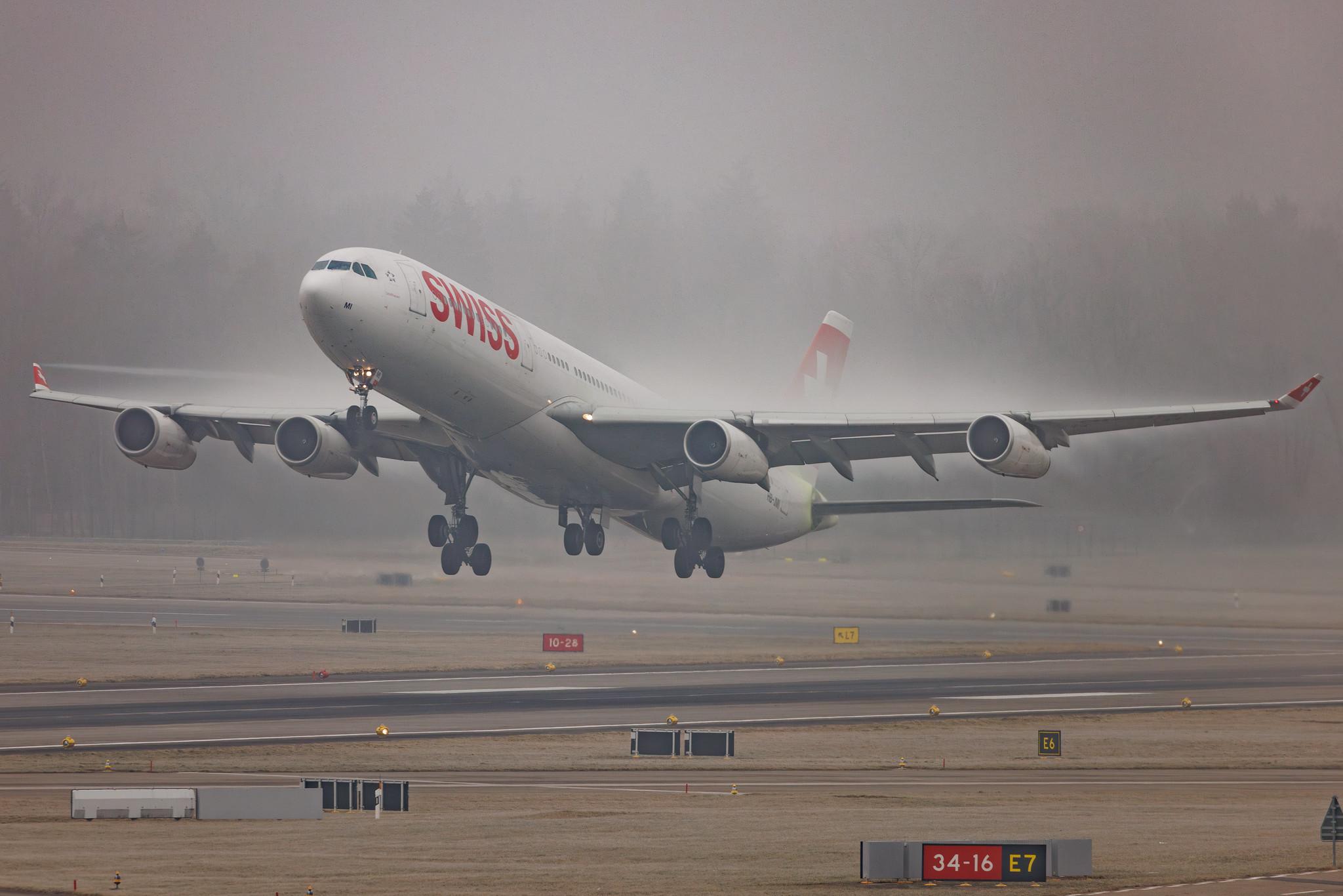 Flughafen Zürich: Swiss (LX / SWR) | Airbus A340-313 A343 | HB-JMI | MSN 0598