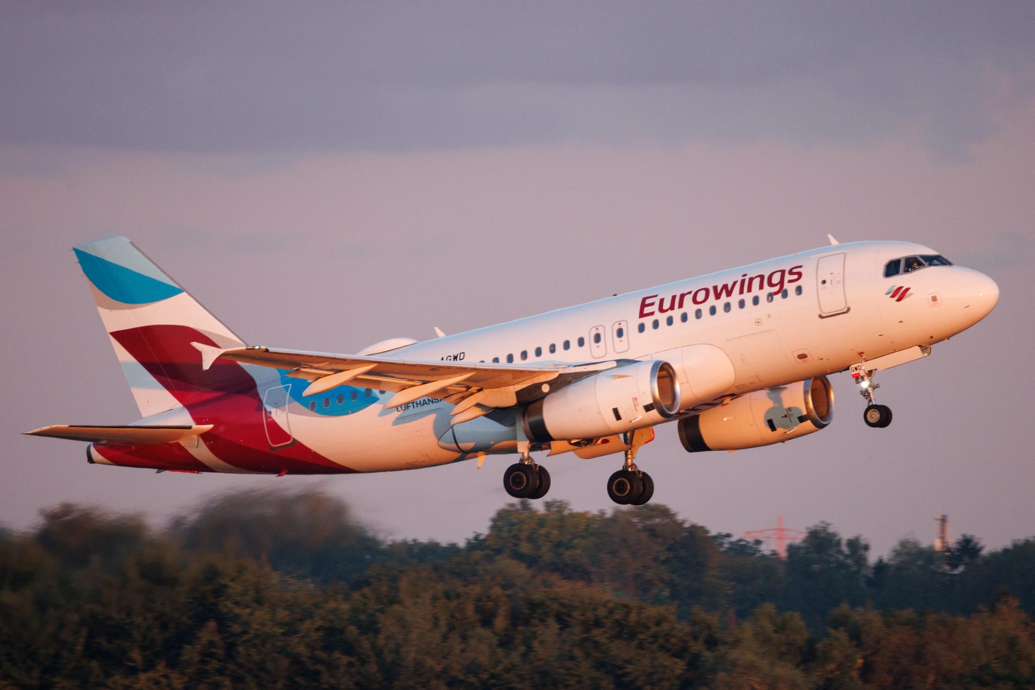 Hamburg Airport: Eurowings (EW / EWG) | Airbus A319-132 A319 | D-AGWD | MSN 3011