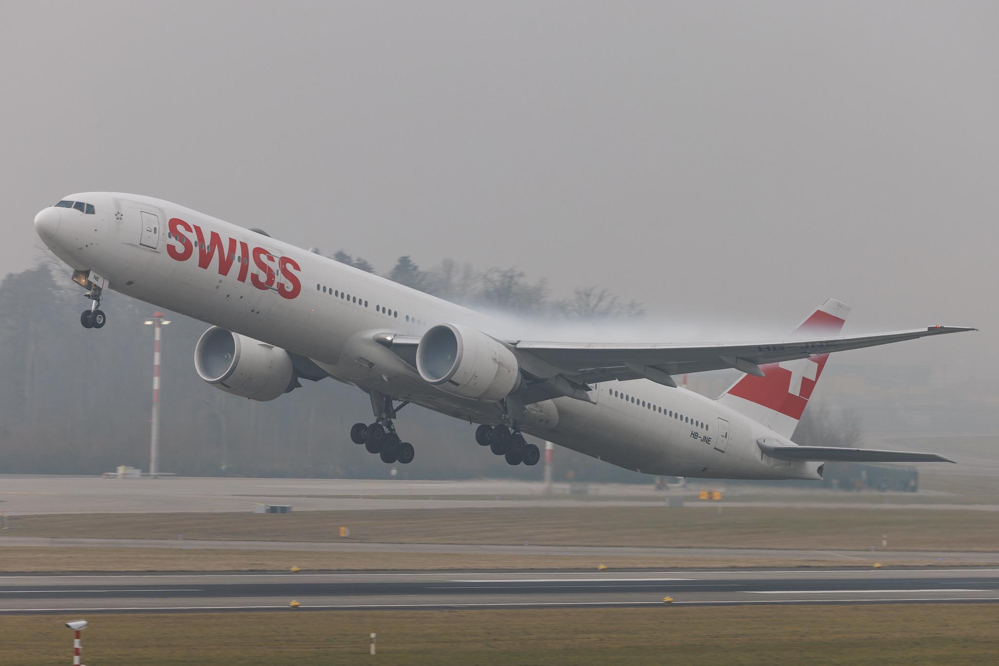 Flughafen Zürich: Swiss (LX / SWR) | Boeing 777-3DE(ER) B77W | HB-JNE | MSN 44586