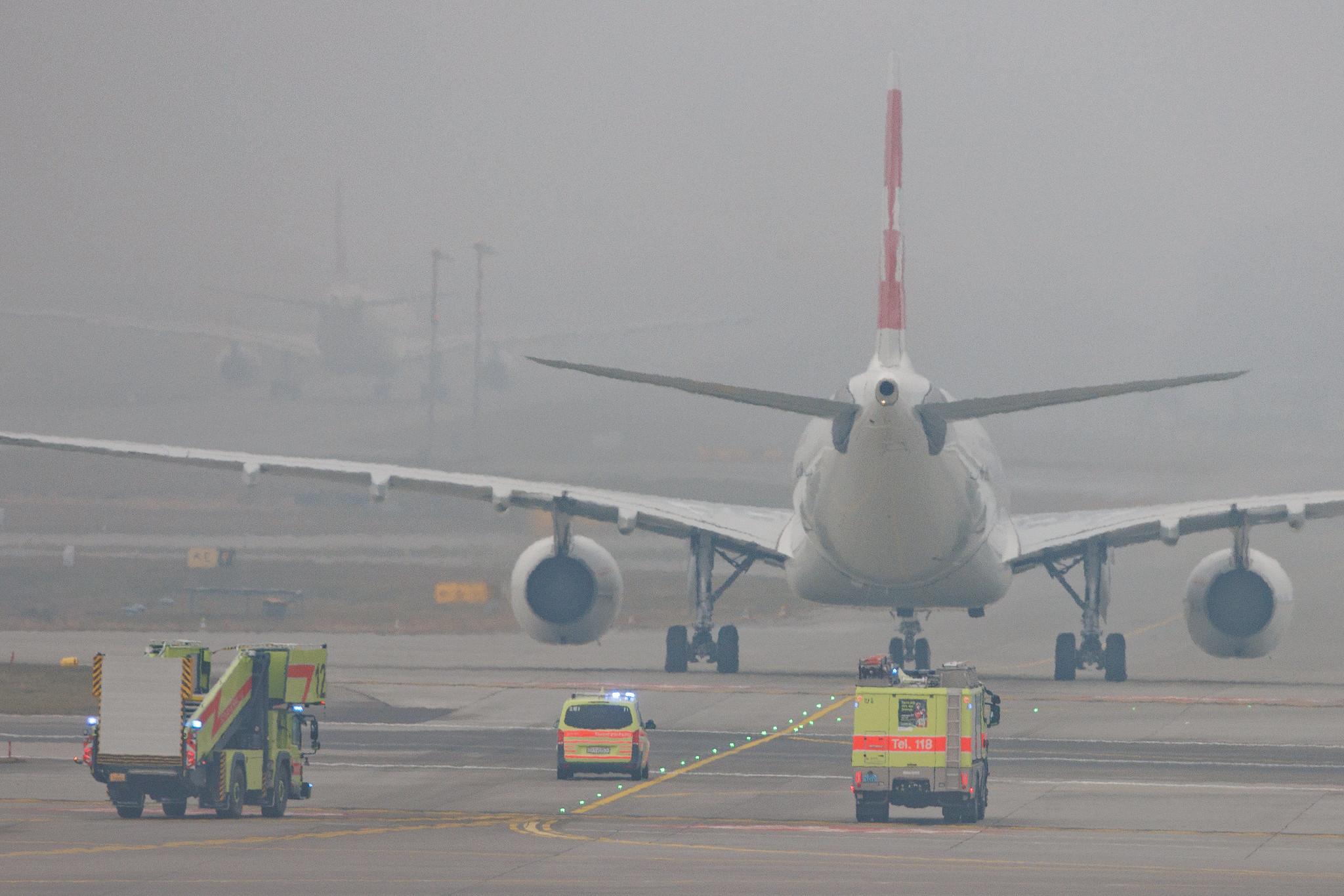 Flughafen Zürich: Swiss (LX / SWR) | Airbus A330-343 A333 | HB-JHM | MSN 1355