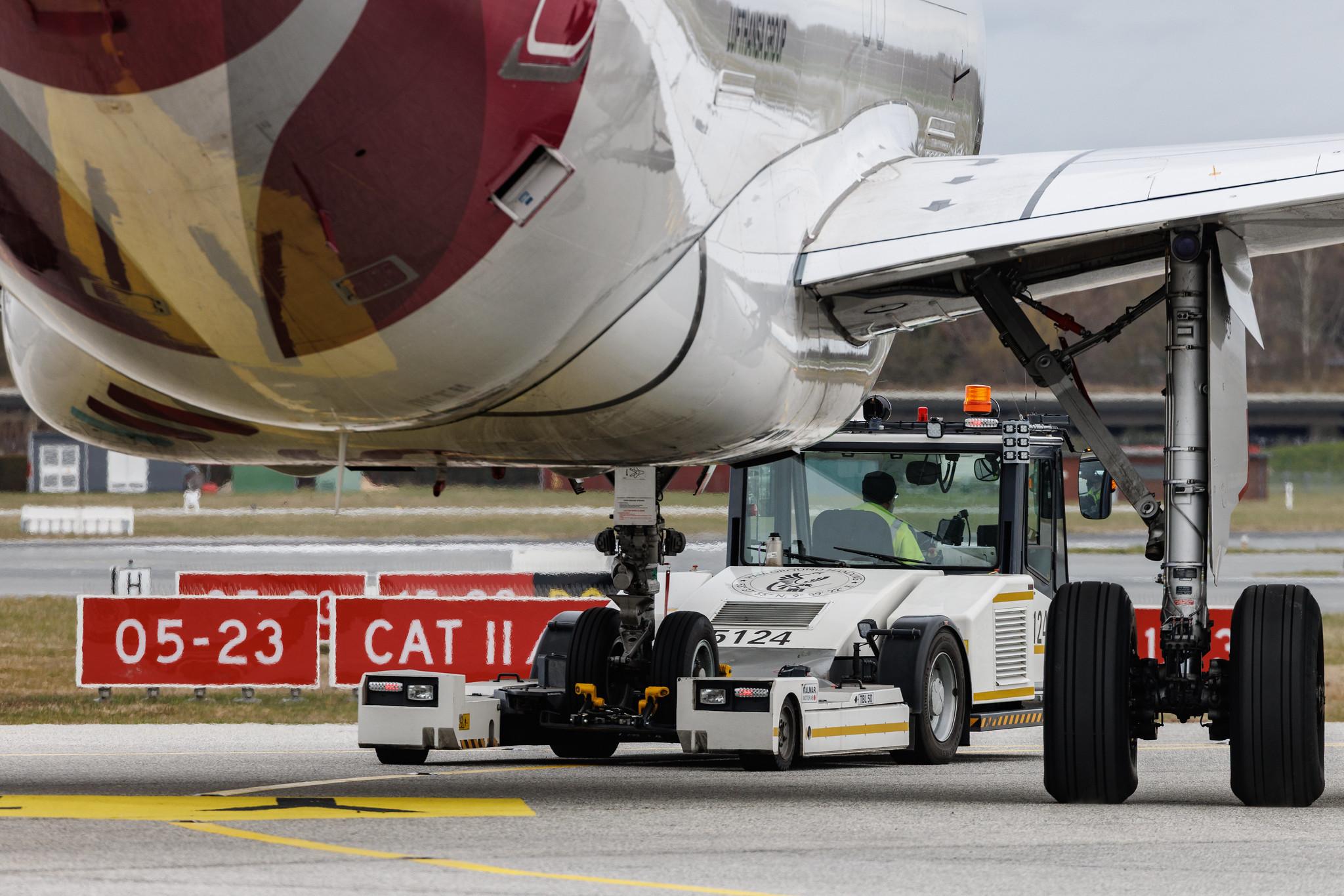 Hamburg Airport: Eurowings (EW / EWG) | Airbus A319-132 A319 | D-AGWK | MSN 3500