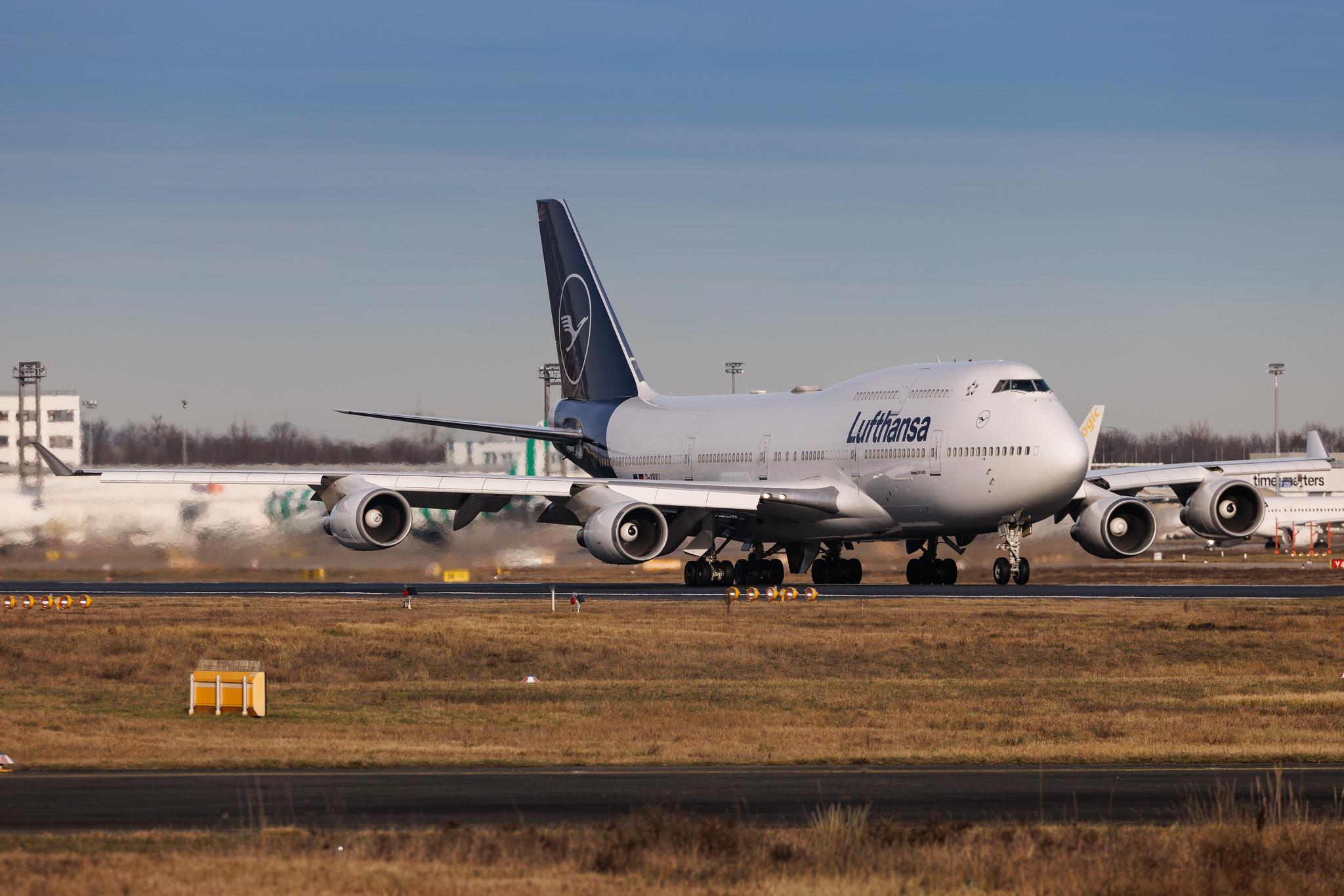 Frankfurt Airport: Lufthansa (LH / DLH) | Boeing 747-430 B744 | D-ABVU | MSN 29492
