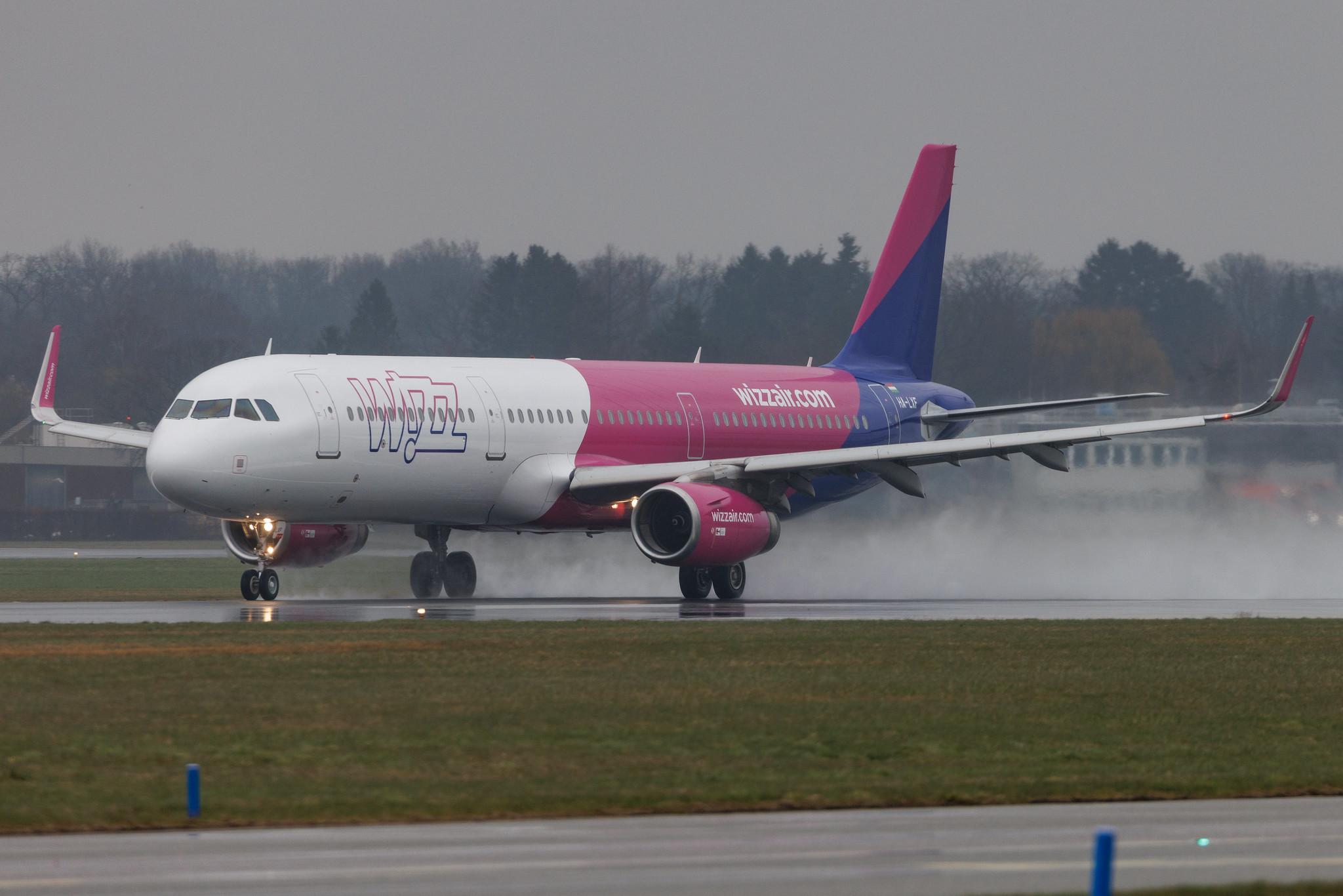 Hamburg Airport: Wizz Air (W6 / WZZ) | Airbus A321-231 A321 | HA-LXF | MSN 7155