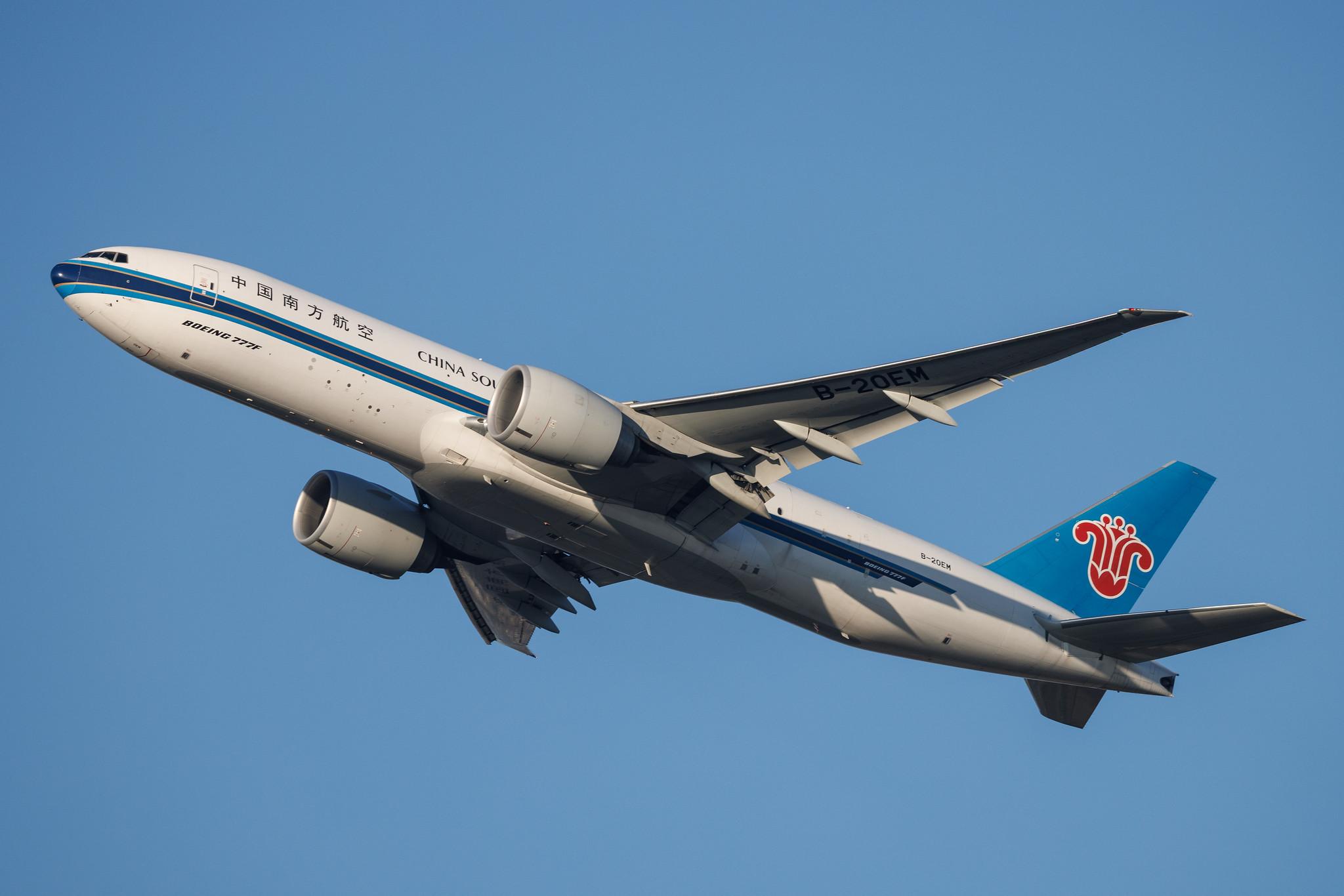 Frankfurt Airport: China Southern Airlines (CZ / CSN) | Boeing 777-F B77L | B-20EM | MSN 65421