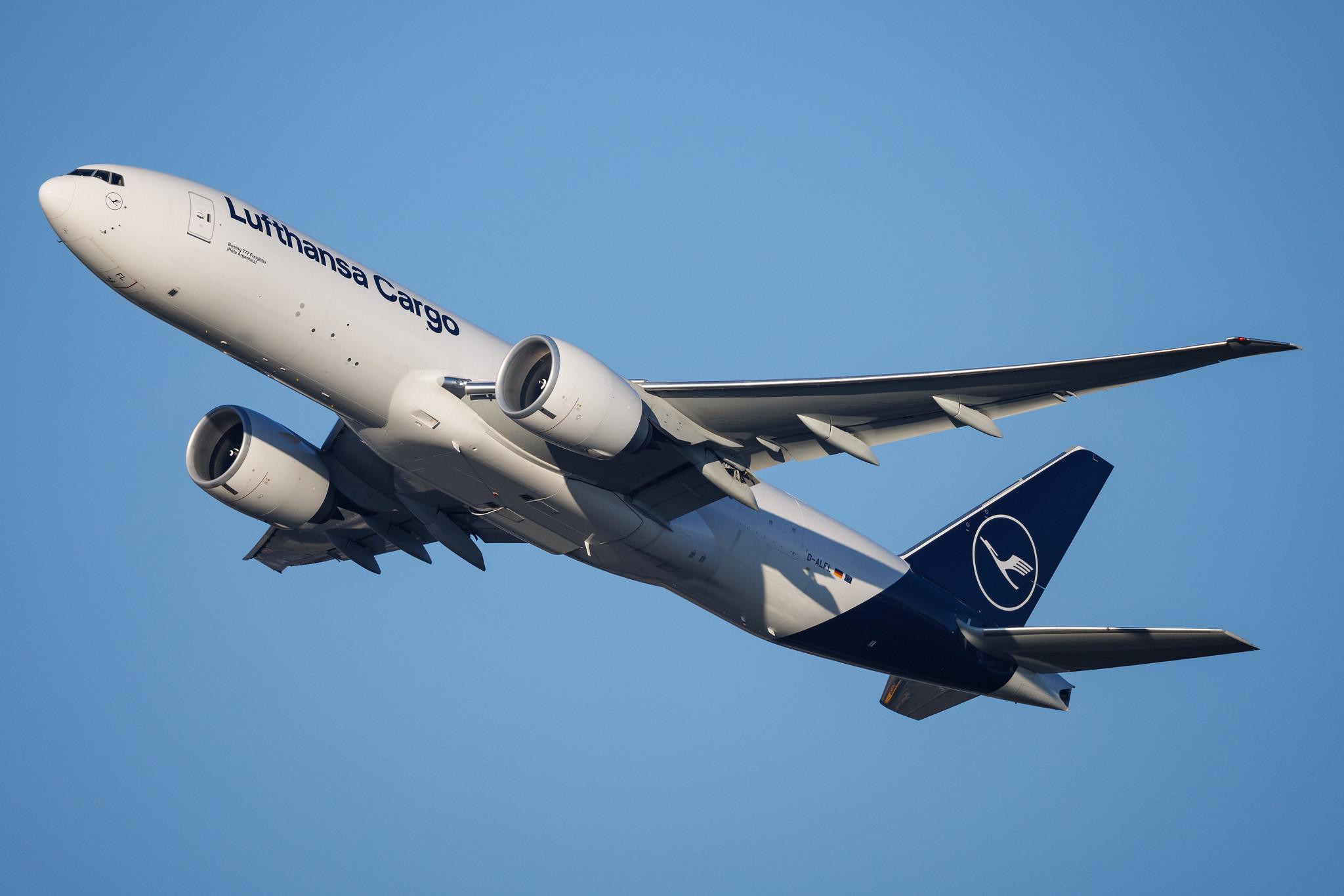 Frankfurt Airport: Lufthansa Cargo (GEC) | Boeing 777-F B77L | D-ALFL | MSN 68197