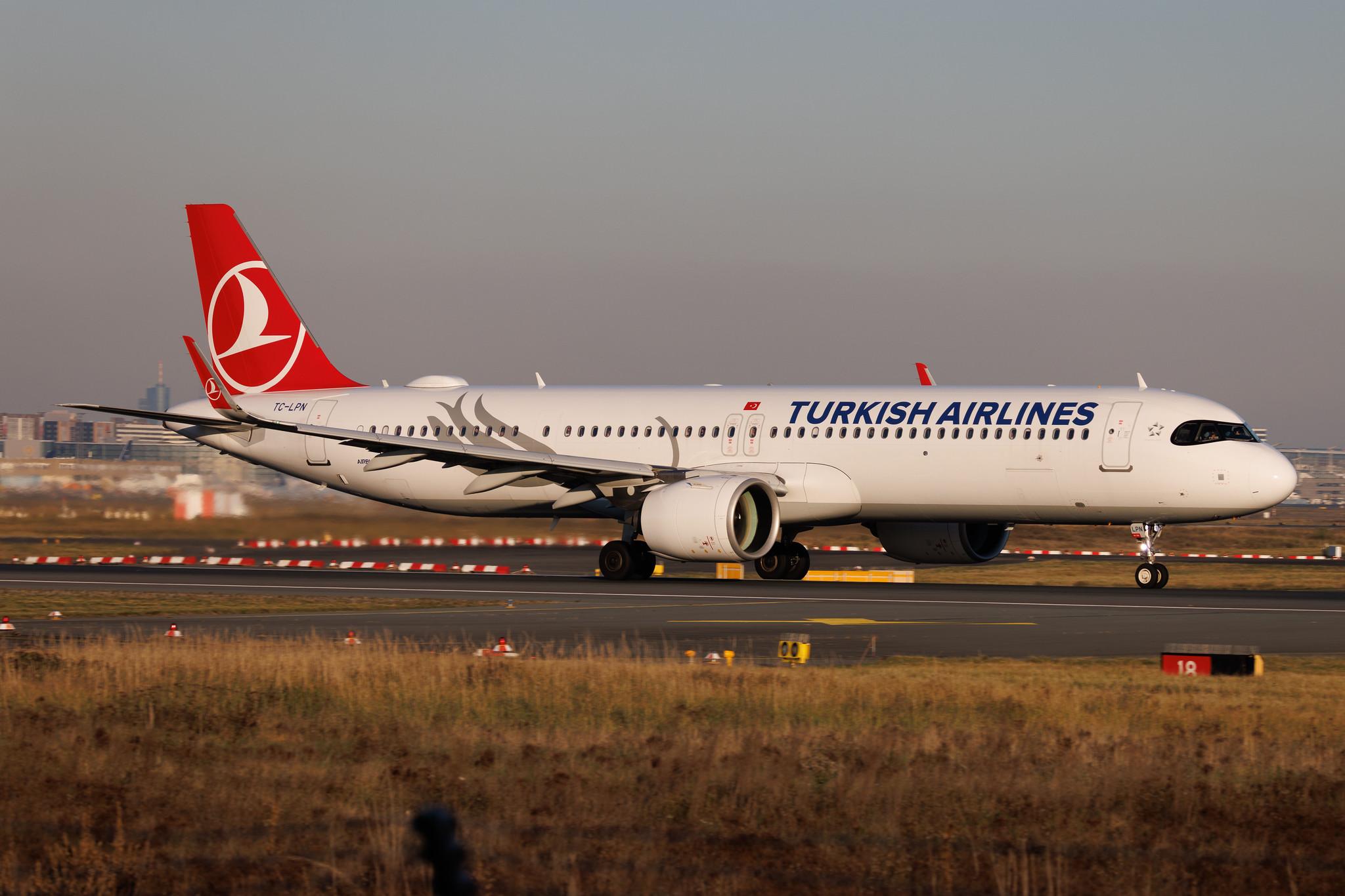 Frankfurt Airport: Turkish Airlines (TK / THY) | Airbus A320-232 A320 | TC-JPN | MSN 03558