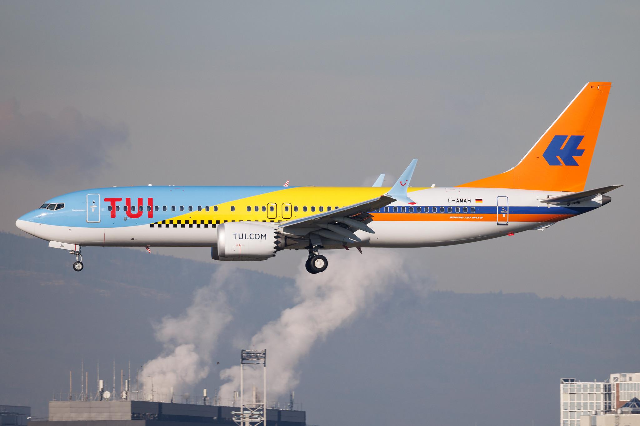 Frankfurt Airport: TUI (X3 / TUI) | Livery: 50 Years Hapag Lloyd Livery | Operator: TUI fly | Boeing 737 MAX 8 B38M | D-AMAH | MSN 44629