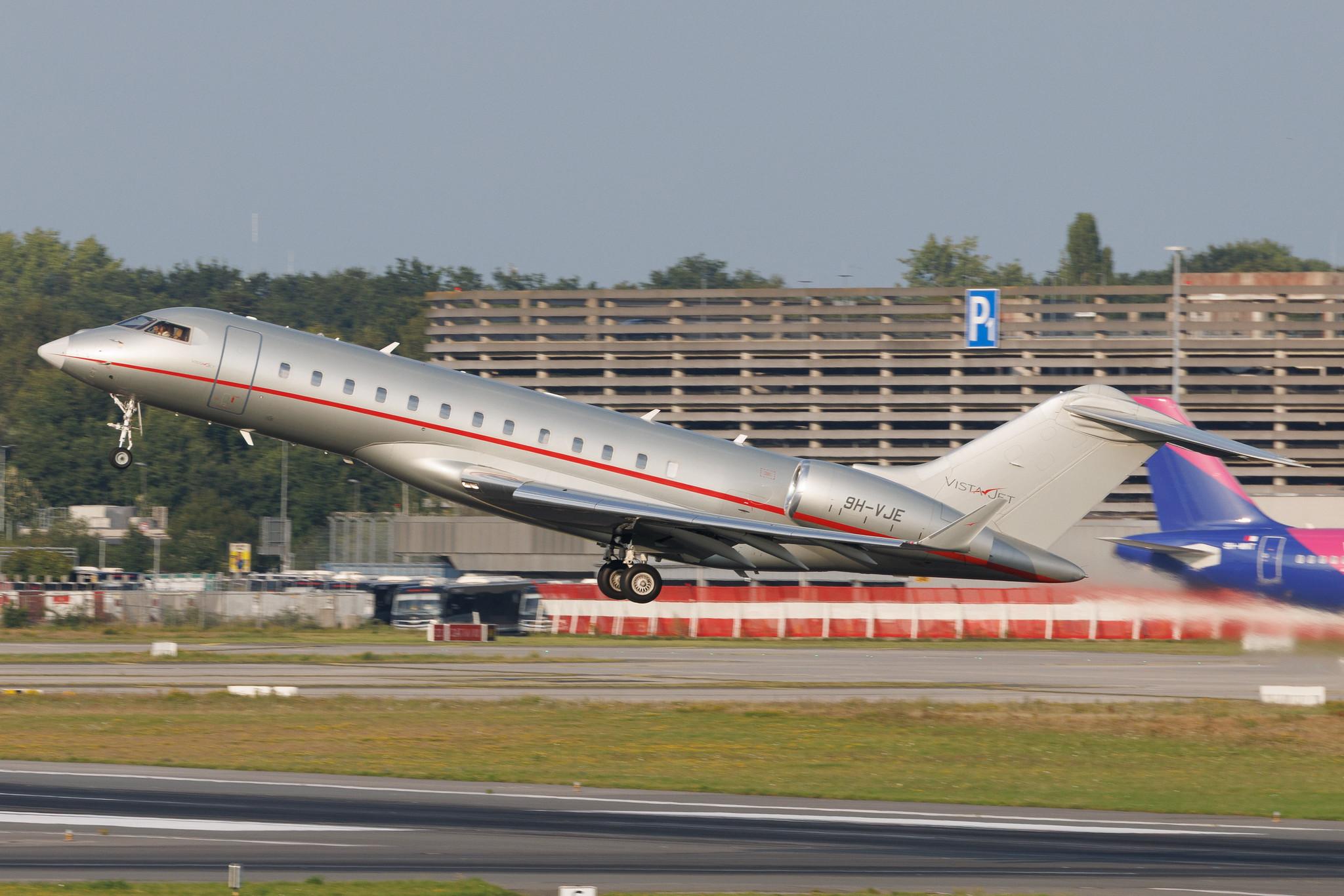 Hamburg Airport: VistaJet (VJT) | Bombardier Global 6000 GLEX | 9H-VJE | MSN 9502