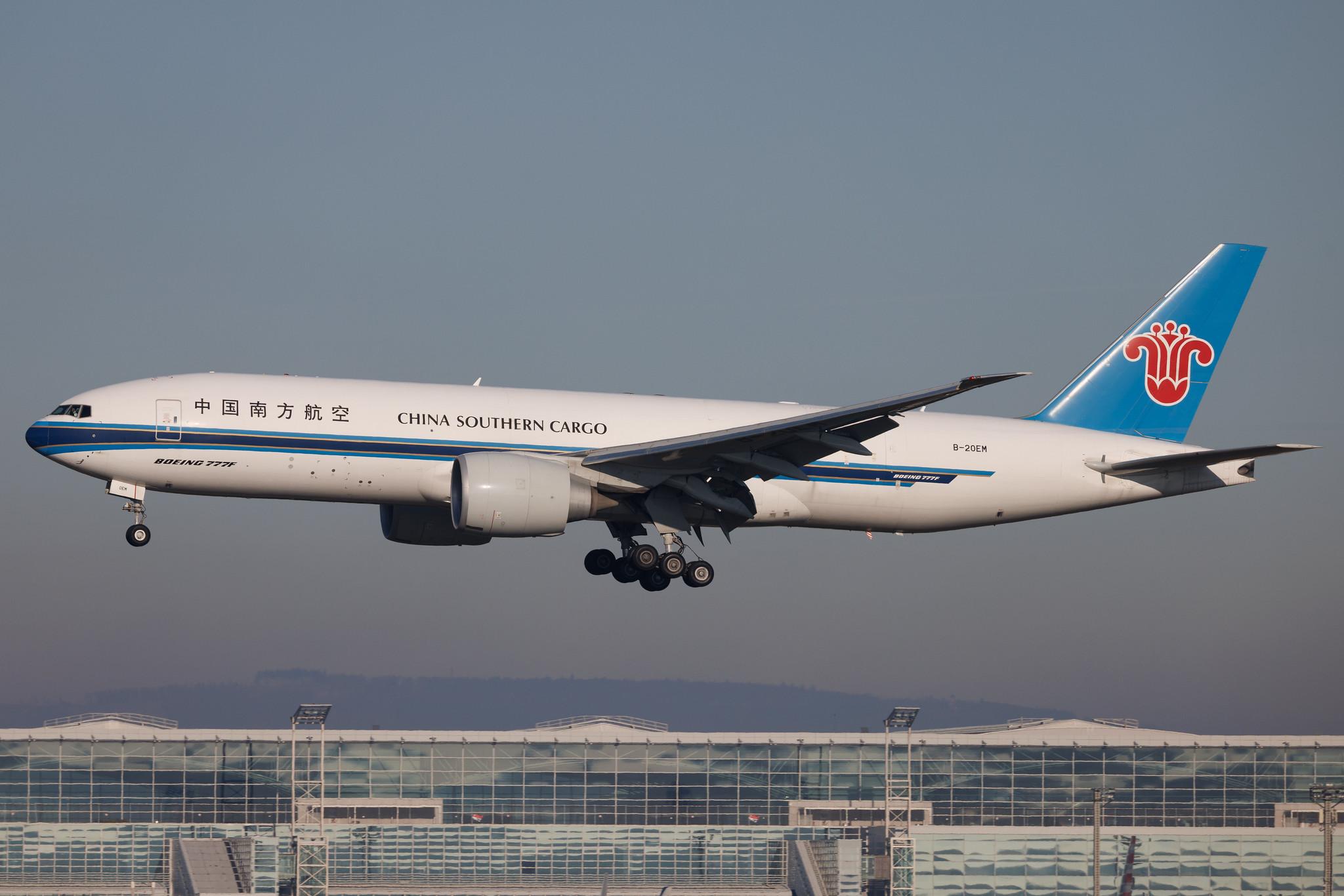 Frankfurt Airport: China Southern Airlines (CZ / CSN) | Boeing 777-F B77L | B-20EM | MSN 65421