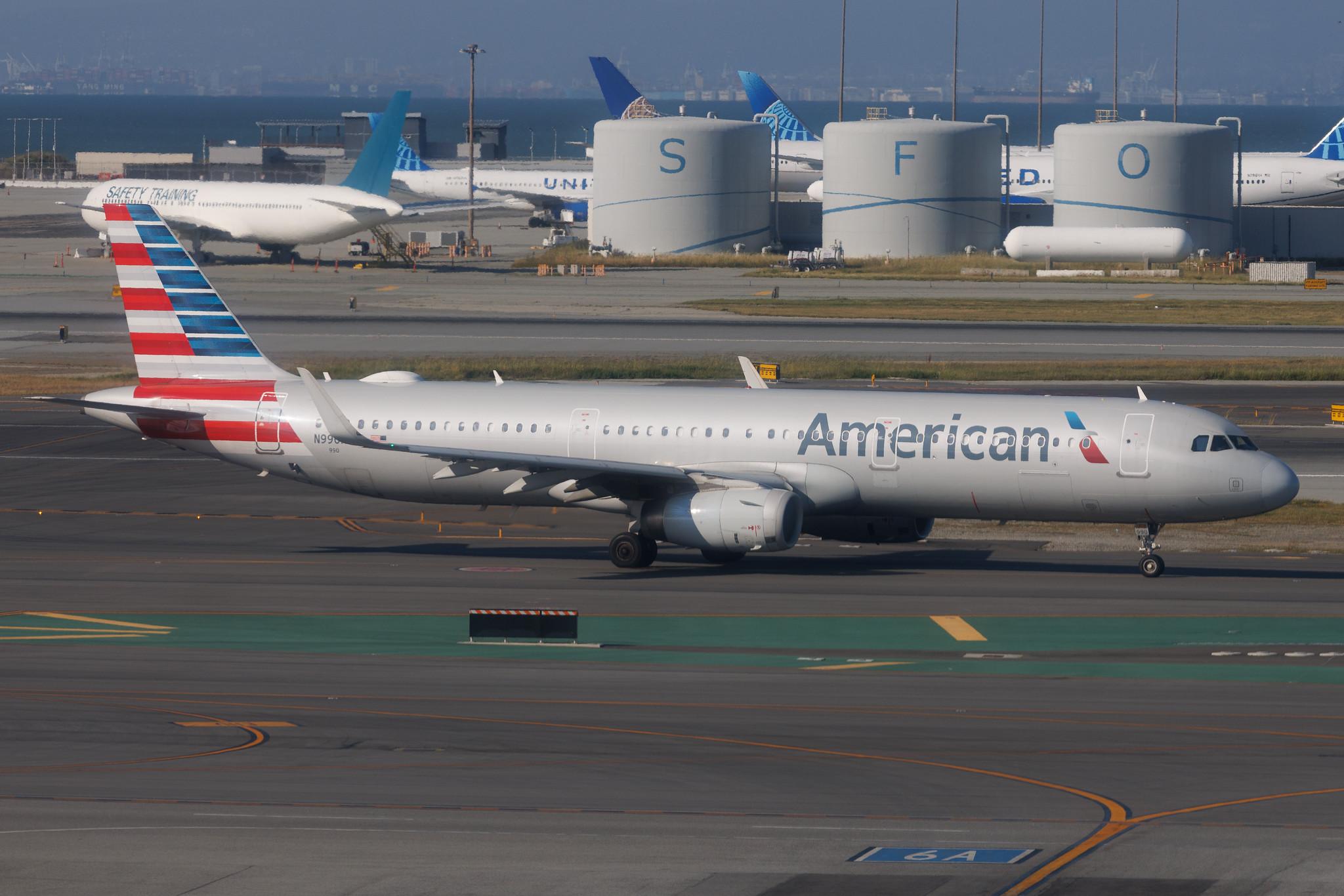 San Francisco International Airport: American Airlines (AA / AAL) | Airbus A321-231 A321 | N990AU | MSN 07336