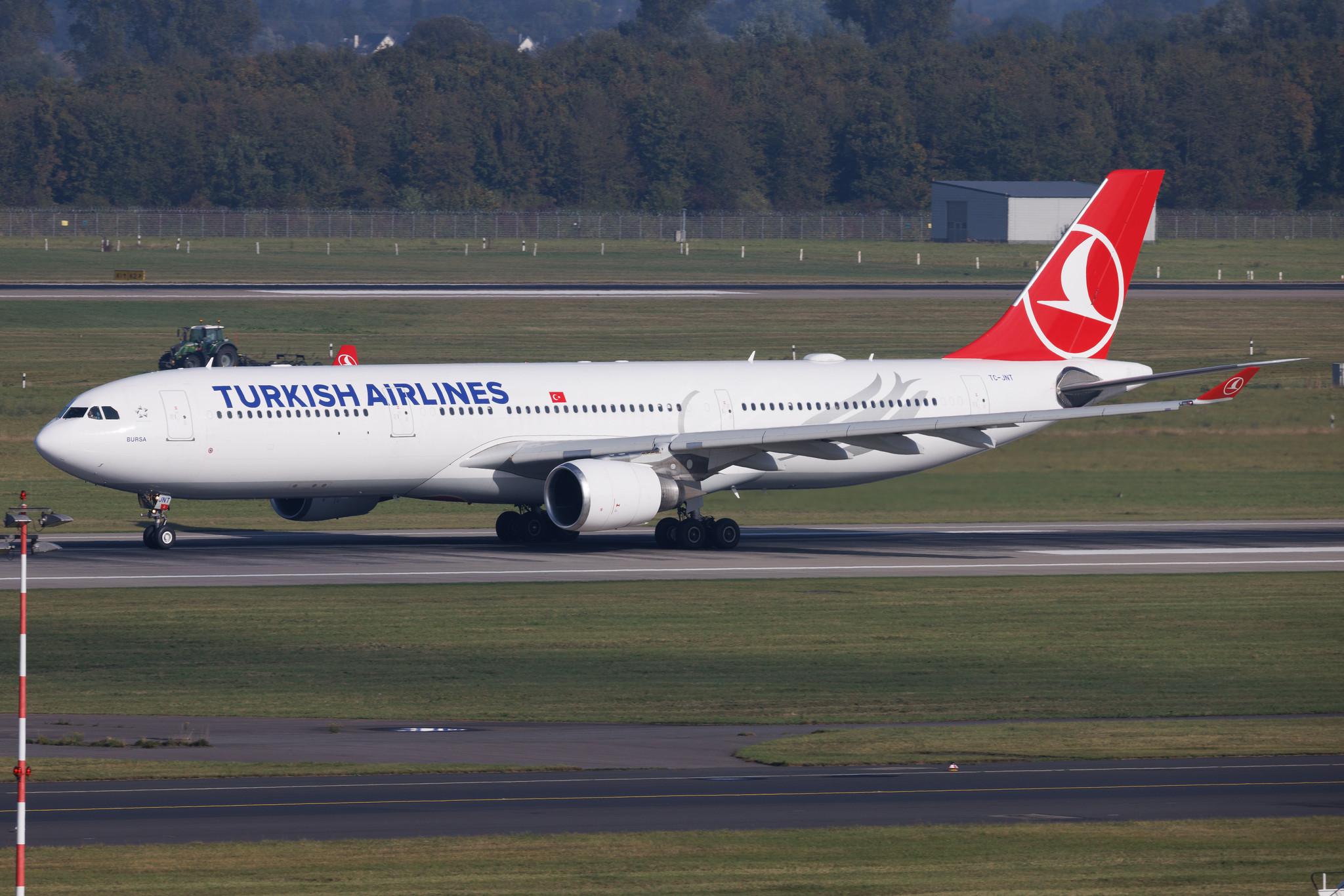 Düsseldorf Airport: Turkish Airlines (TK / THY) | Airbus A330-303 A333 | TC-JNT | MSN 1476