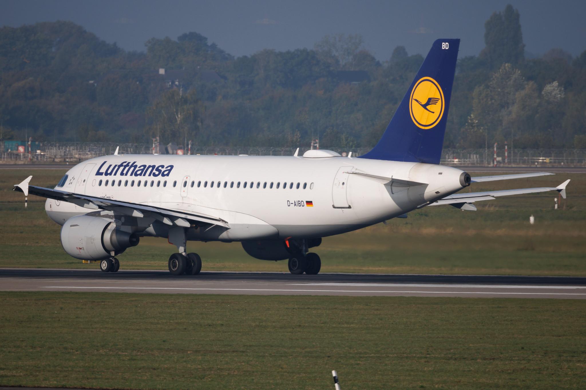 Düsseldorf Airport: Lufthansa (LH / DLH) | Airbus A319-112 A319 | D-AIBD | MSN 4455