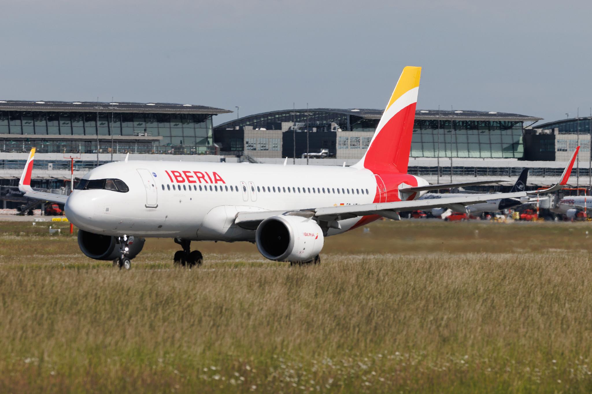Hamburg Airport: Iberia (IB / IBE) | Airbus A320-251N A20N | EC-NTA | MSN 10696