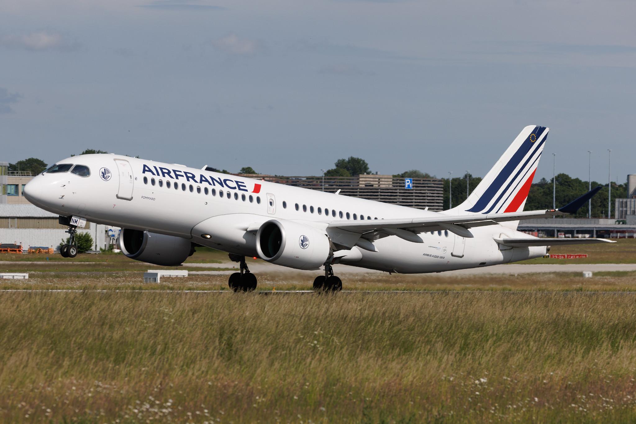 Hamburg Airport: Air France (AF / AFR) | Airbus A220-300 BCS3 | F-HPNM | MSN 55299