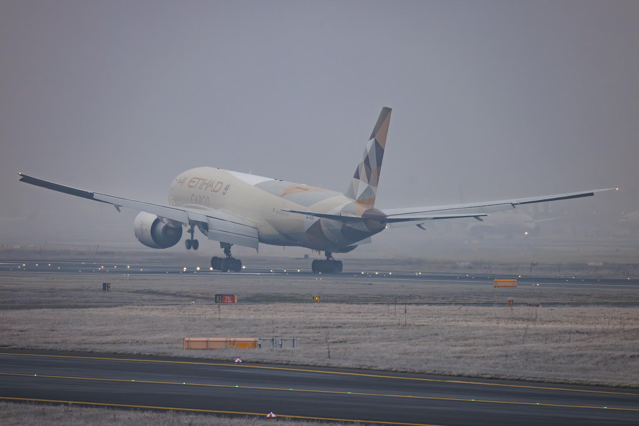 Frankfurt Airport: Etihad Cargo (EY / ETD) | Boeing 777-FFX B77L | A6-DDD | MSN 62744