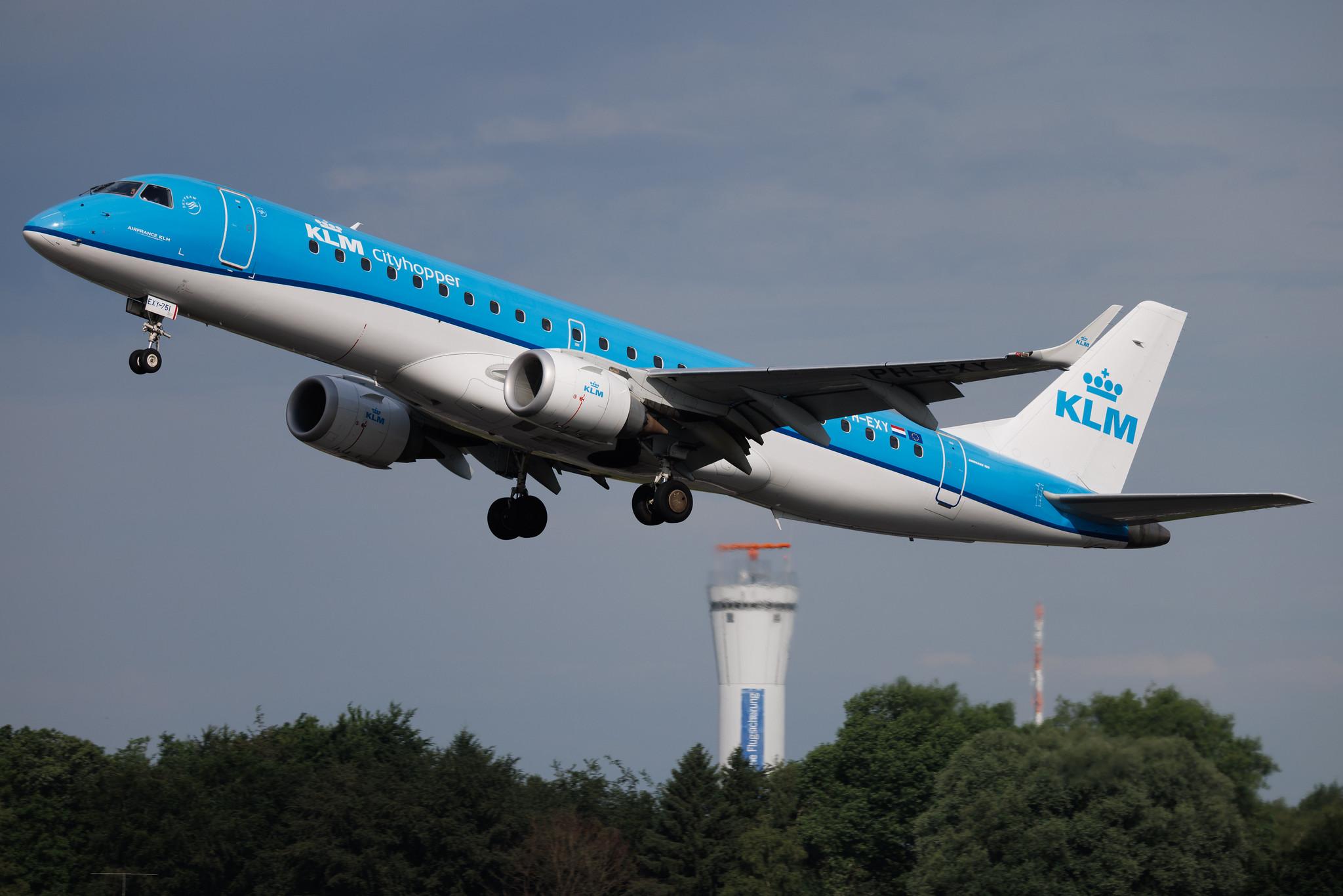 Hamburg Airport: KLM (KL / KLM) | Operator: KLM Cityhopper | Embraer E190STD E190 | PH-EXY | MSN 19000751