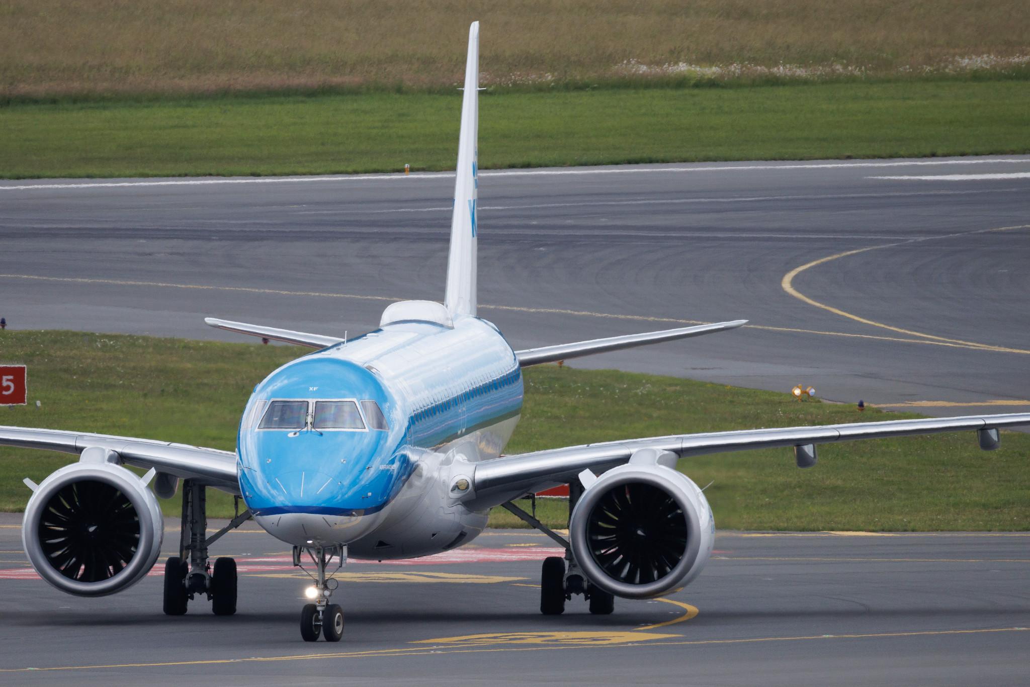 Hamburg Airport: KLM (KL / KLM) | Operator: KLM Cityhopper | Embraer E195-E2 E295 | PH-NXF | MSN 19020061