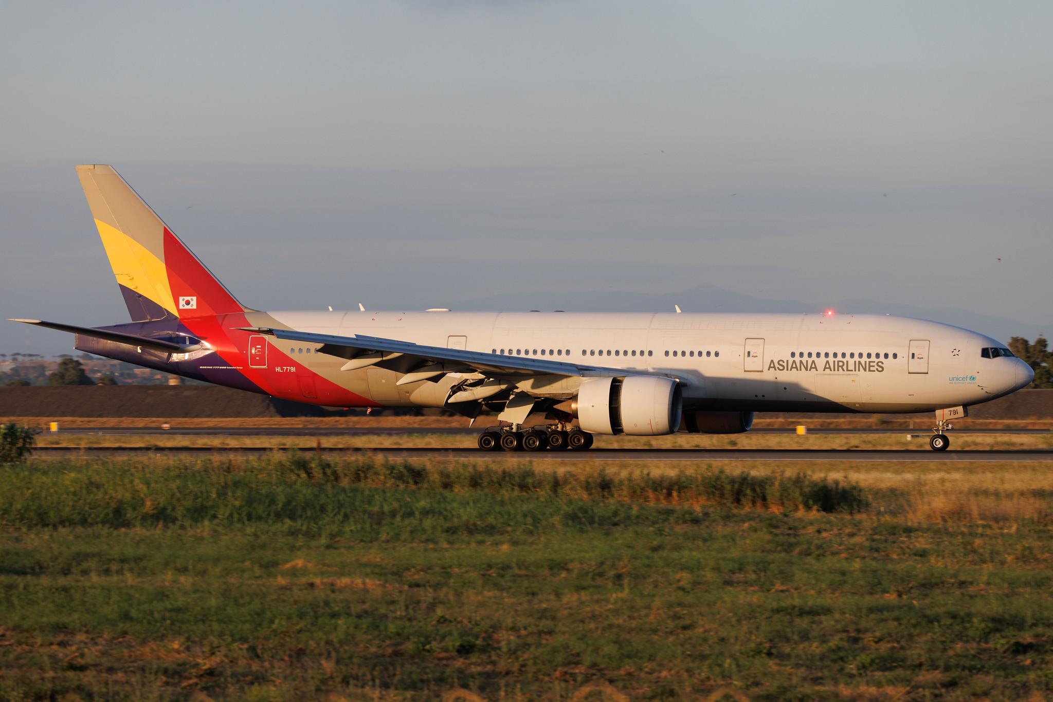 Rome Leonardo da Vinci Fiumicino Airport: Asiana Airlines (OZ / AAR) | Boeing 777-28E(ER) B772 | HL7791 | MSN 35525