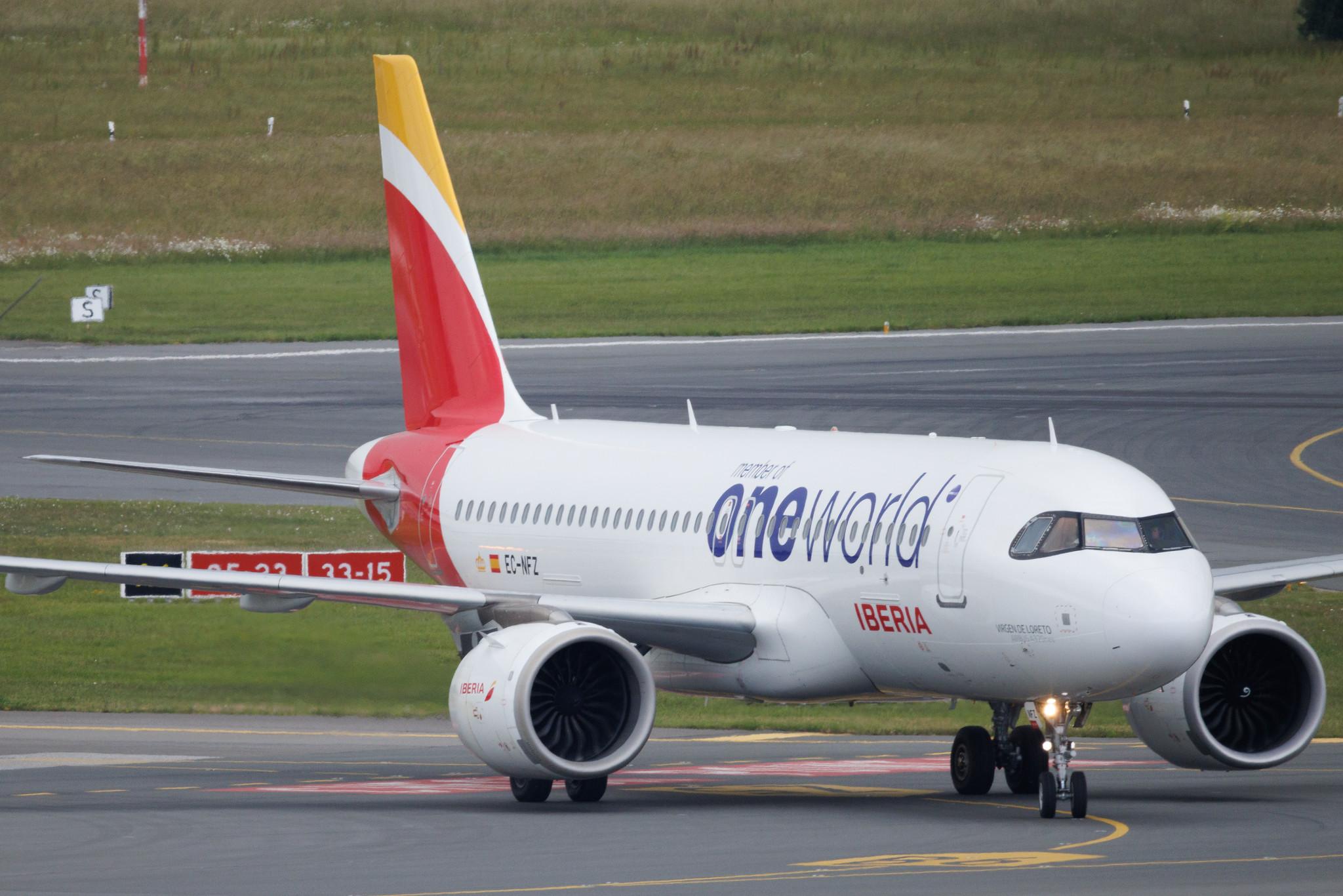 Hamburg Airport: Iberia (IB / IBE) | Livery: Oneworld Livery | Airbus A320-251N A20N | EC-NFZ | MSN 10002